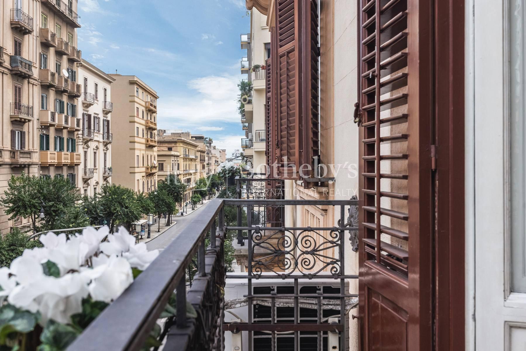 Signorile appartamento in zona Politeama, in vendita, Palermo | Sotheby’s Realty Italy - 11