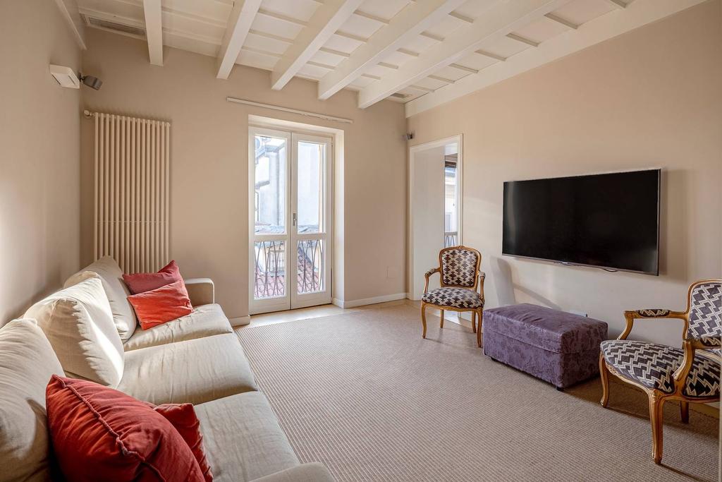 Photo inspiration: Custom Designed Penthouse Apartment Offices Reference: Refined Duplex Penthouse In The Heart Of Brera