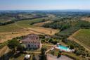 Azienda vitivinicola con antico casale a San Gimignano, in vendita, San Gimignano | Sotheby’s Realty Italy - 1