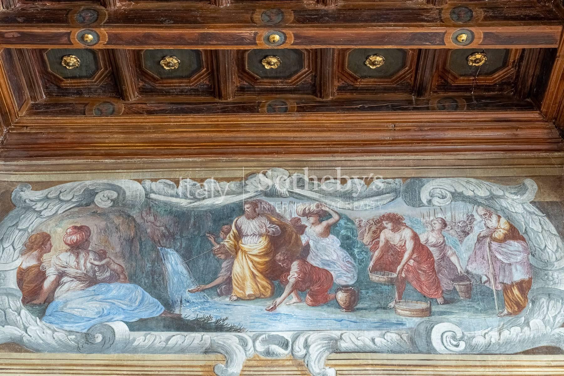 Palazzo Odescalchi: Residenza storica nel cuore di Como - 7