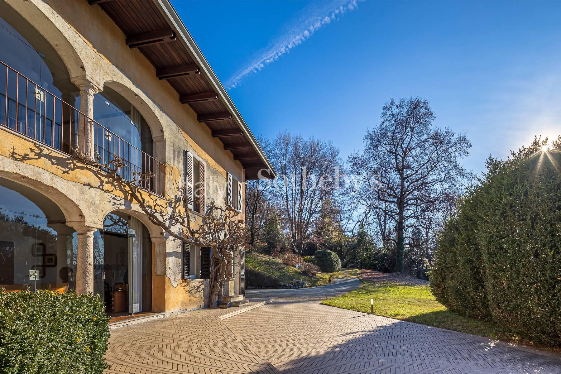Villa storica di grande fascino in un parco di oltre tre ettari - 8