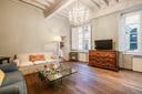 Elegante appartamento di charme ristrutturato, in vendita, Lucca | Sotheby’s Realty Italy - 10