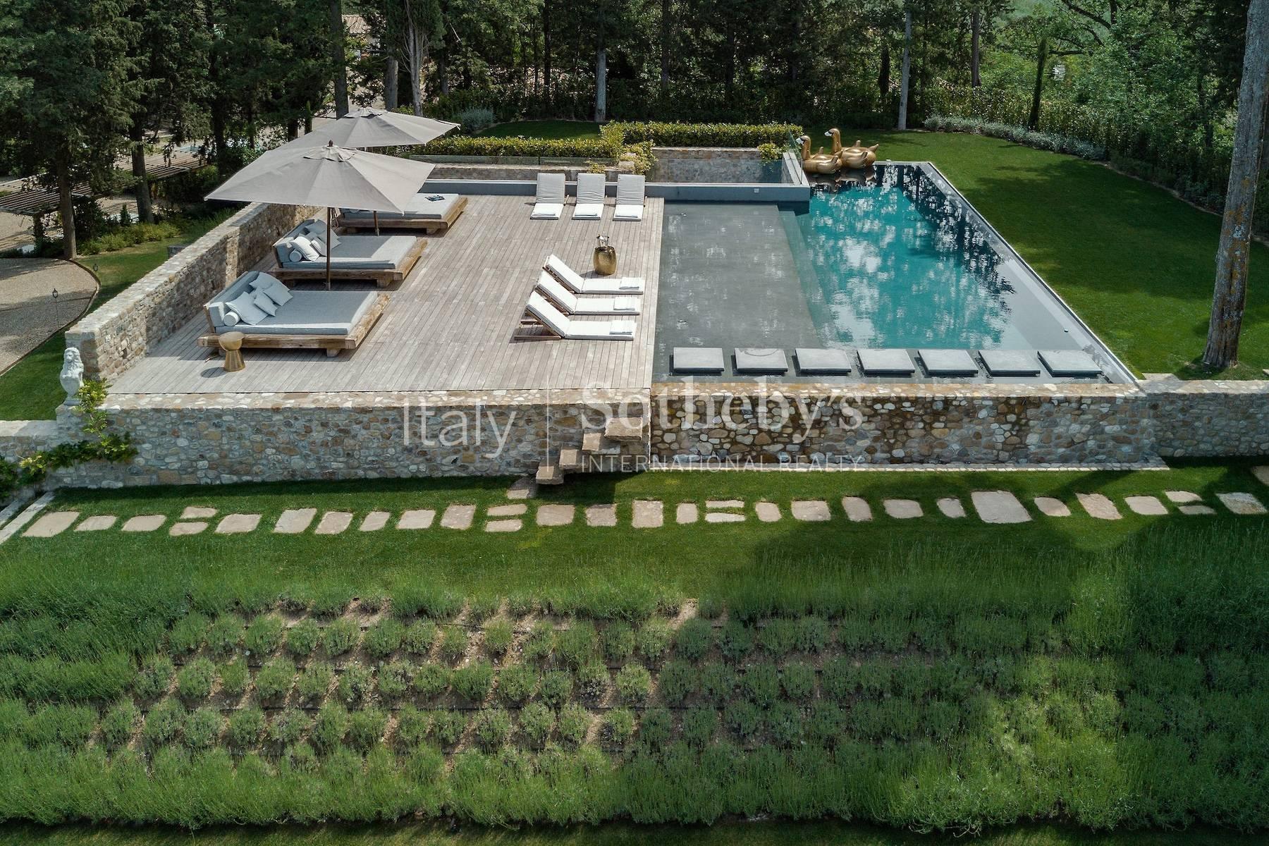 Splendid renovated castle with pool in the Florentine Chianti - 6