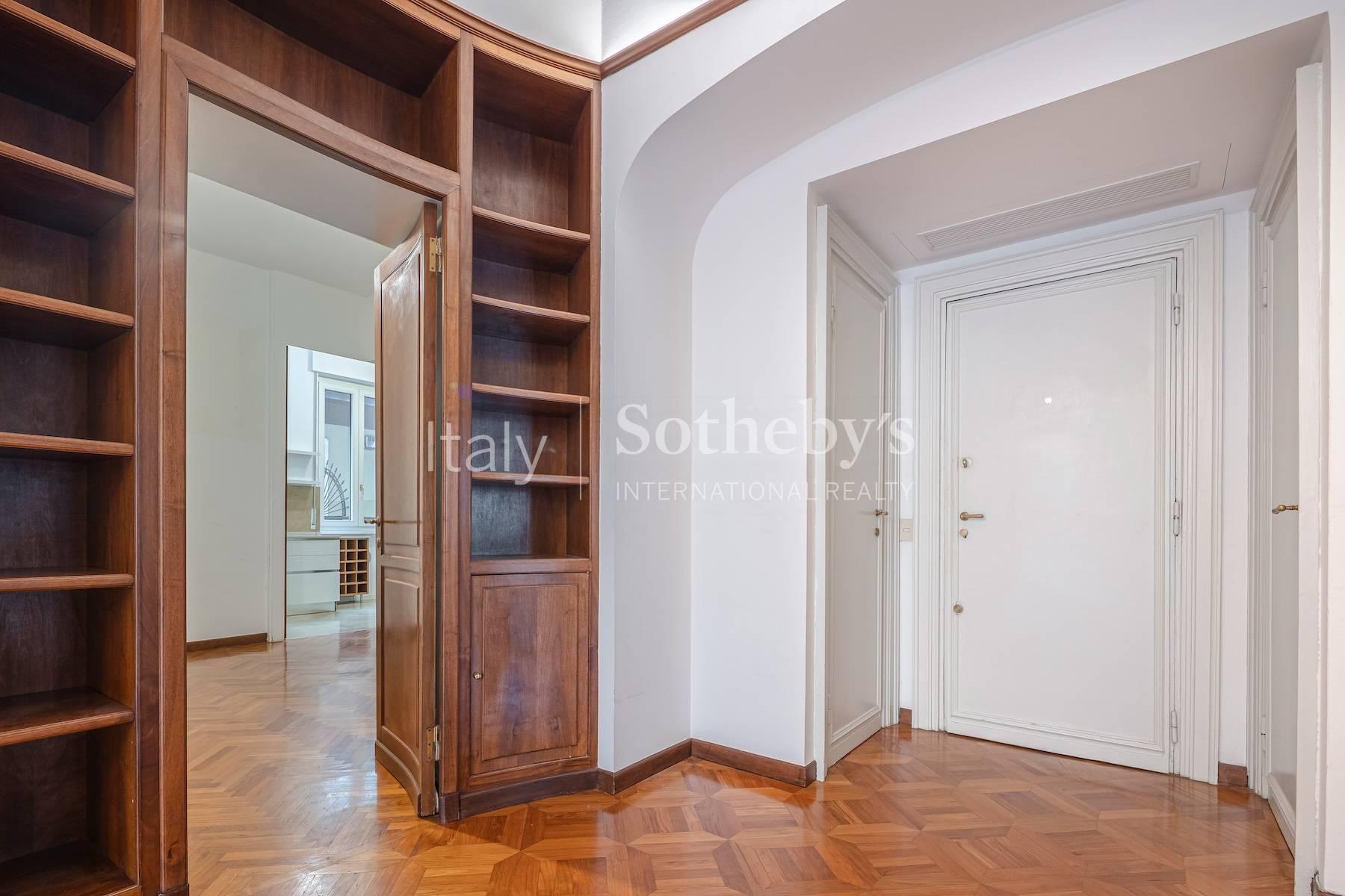 Exclusive Historic Residence with Original Frescoes - 5