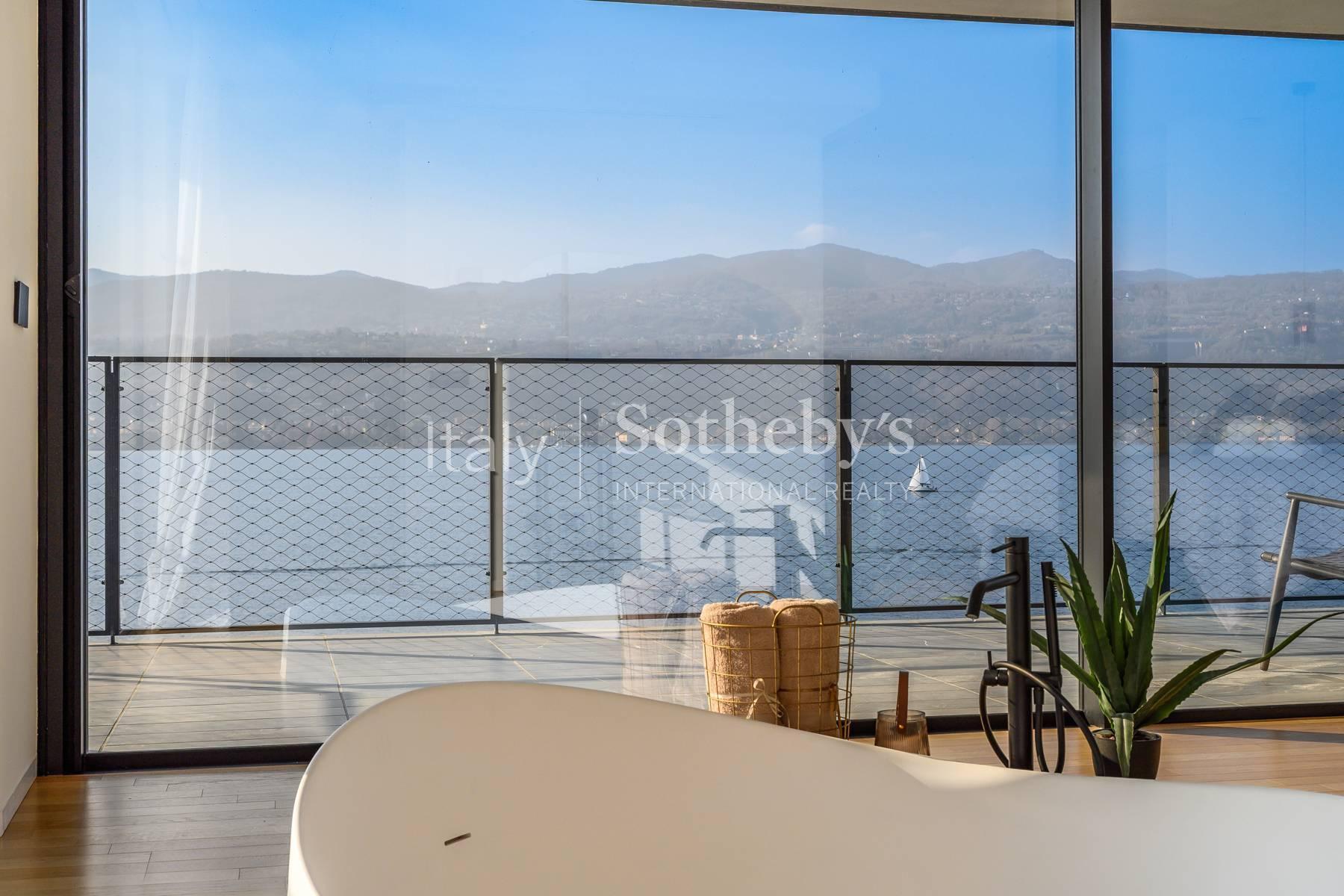 Esclusiva villa con piscina e darsena sul Lago Maggiore - 8