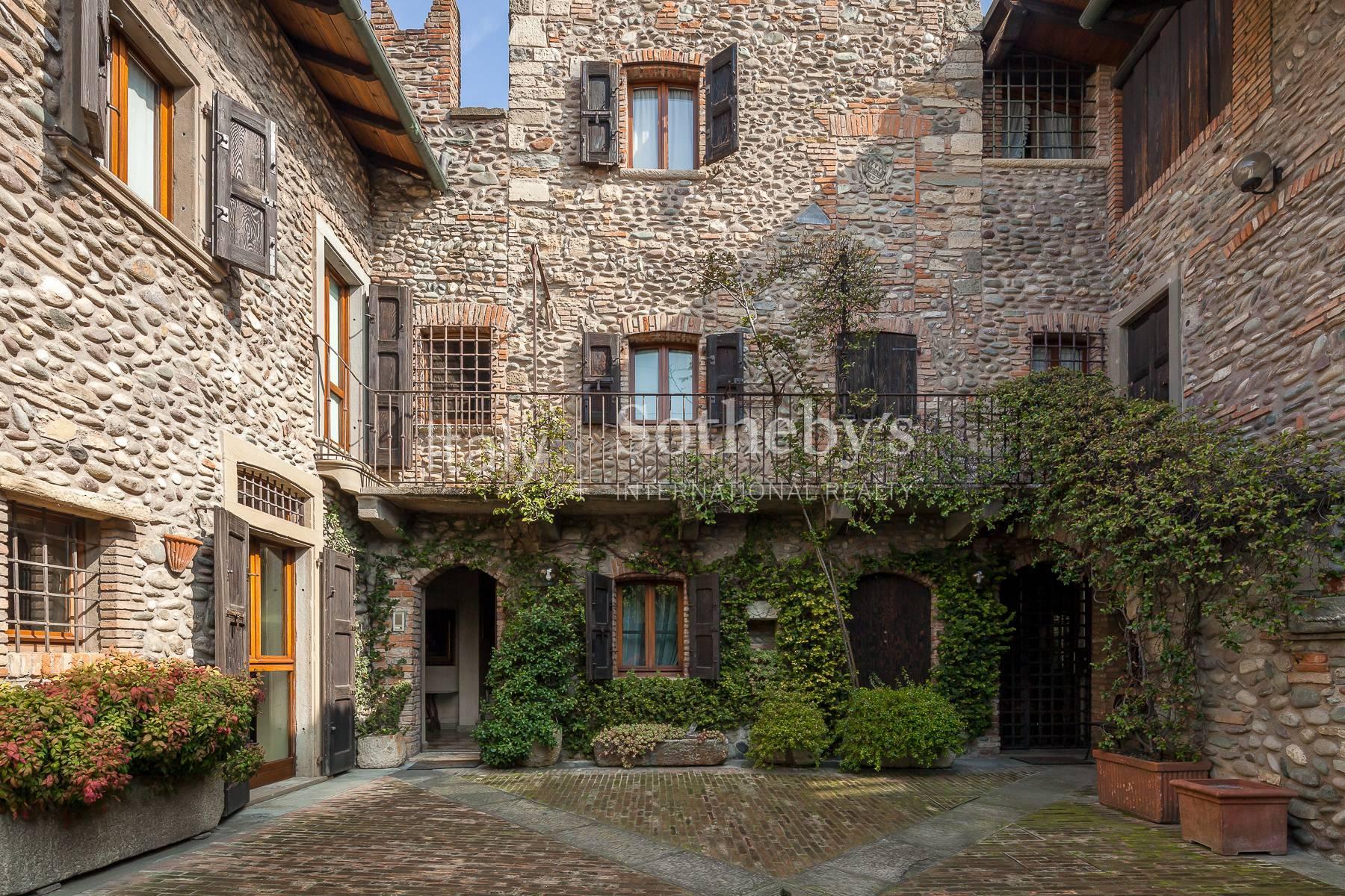 Castello storico con torre medievale vicino a Bergamo, in vendita, Gorle | Sotheby’s Realty Italy - 16
