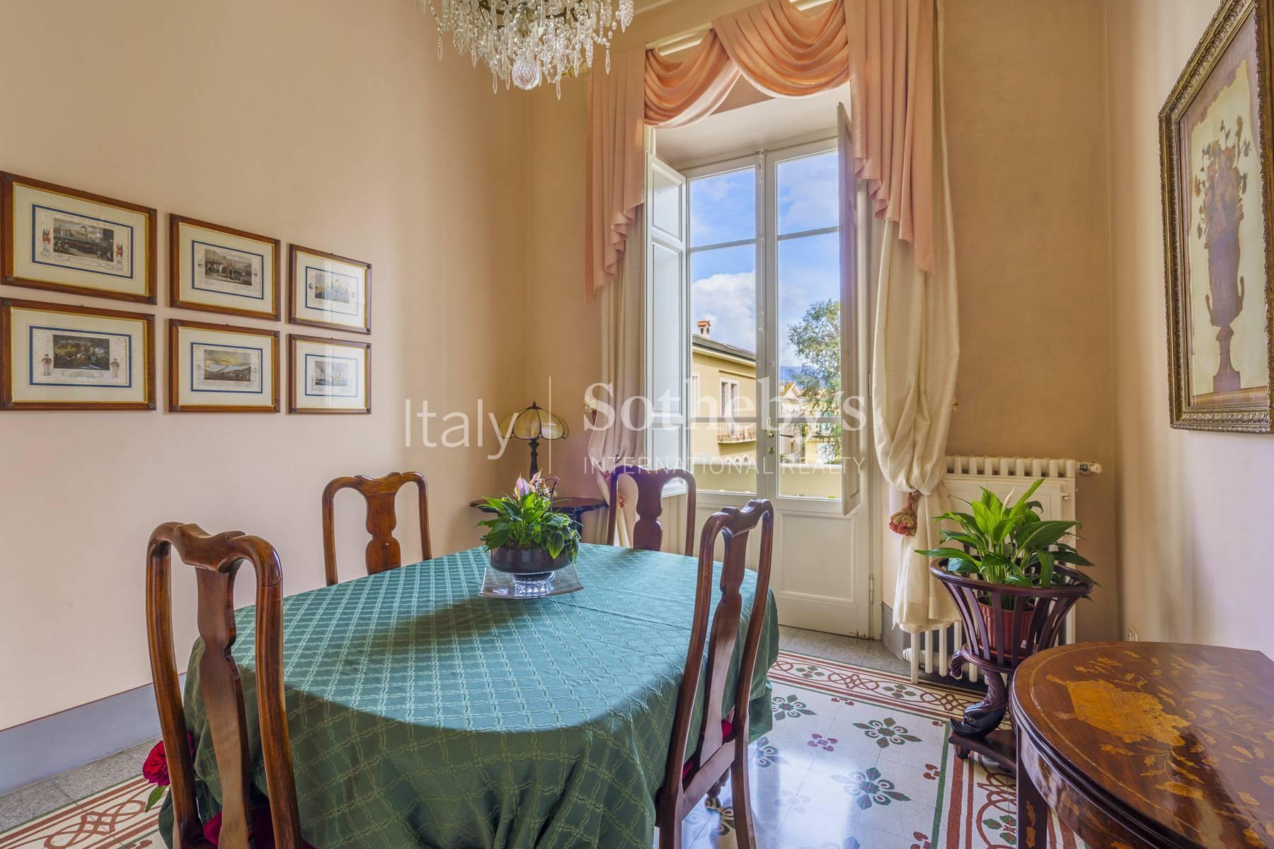 Villa liberty con terrazza panoramica a Viareggio - 7