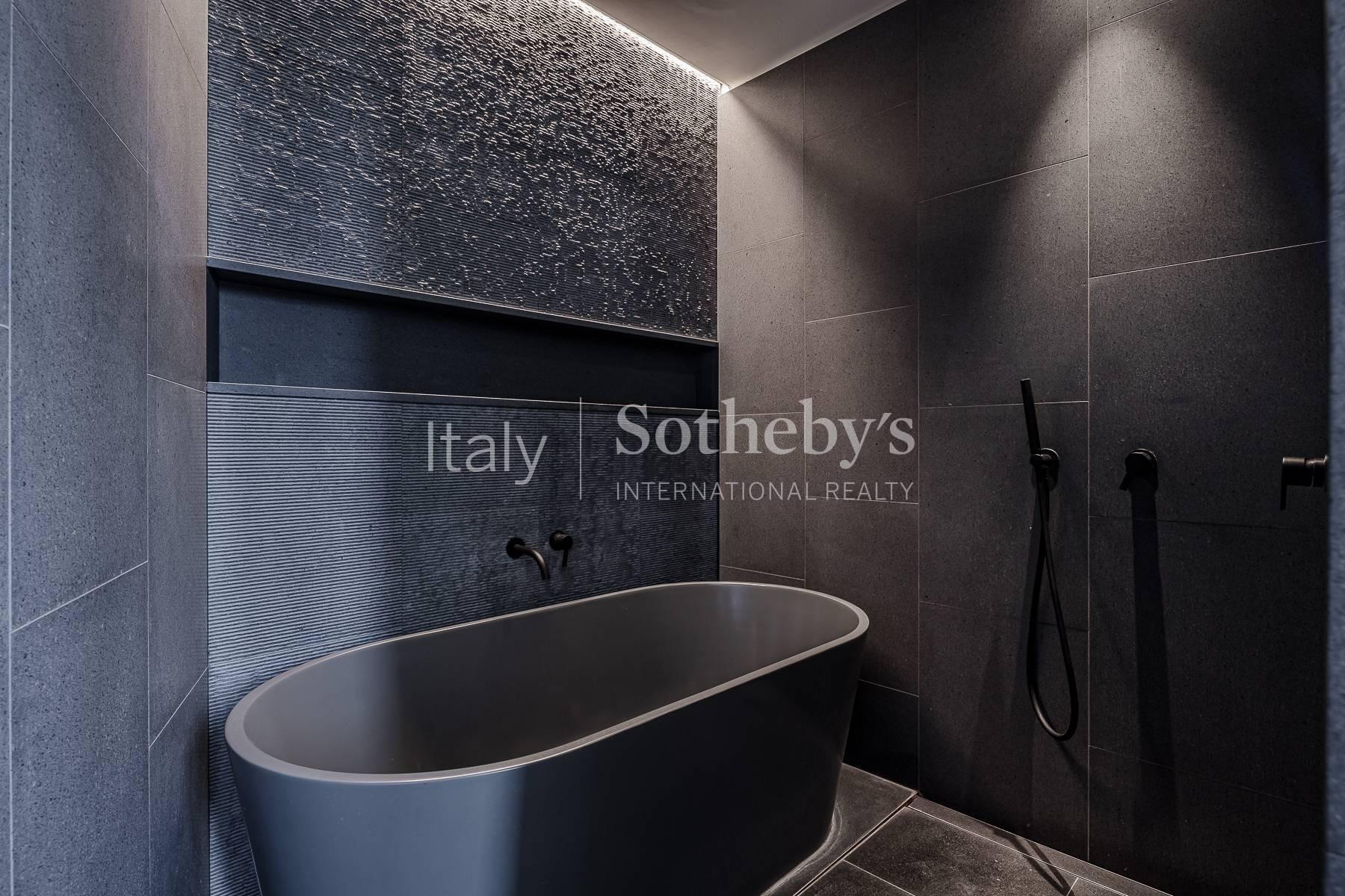 Esclusivo attico con terrazzo in edificio d'epoca, in vendita, Milano | Sotheby’s Realty Italy - 23