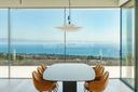 Esclusiva villa sul Garda con piscina a sfioro e vista panoramica, in vendita, Padenghe sul Garda | Sotheby’s Realty Italy - 3