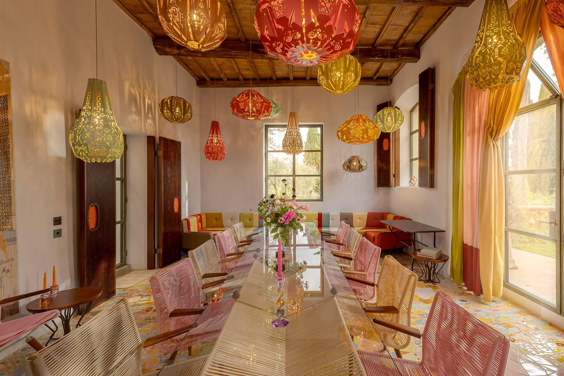 Masterfully renovated estate with 18 ha of land - 6