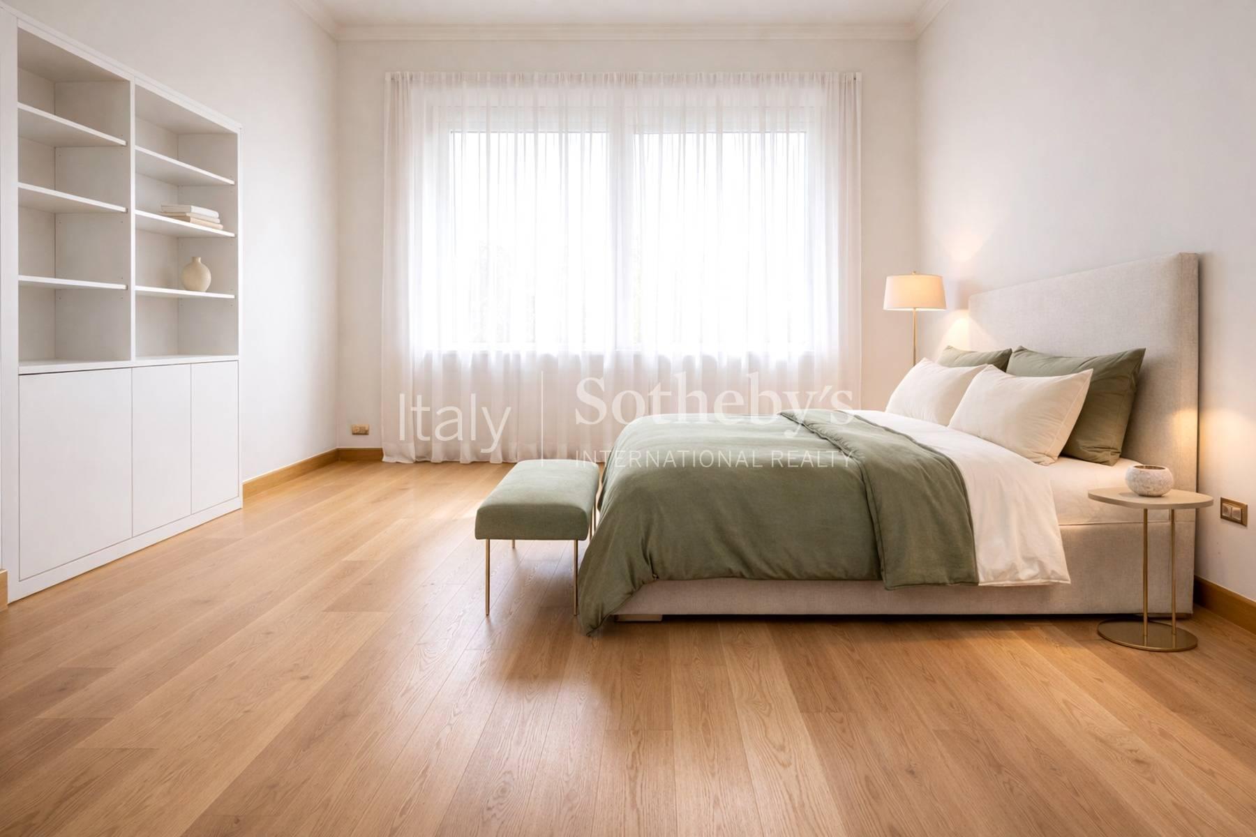 Elegant and spacious apartment with views of an exclusive garden - 8