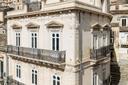 Palazzo ristrutturato con terrazzi in centro storico, in vendita, Modica | Sotheby’s Realty Italy - 1