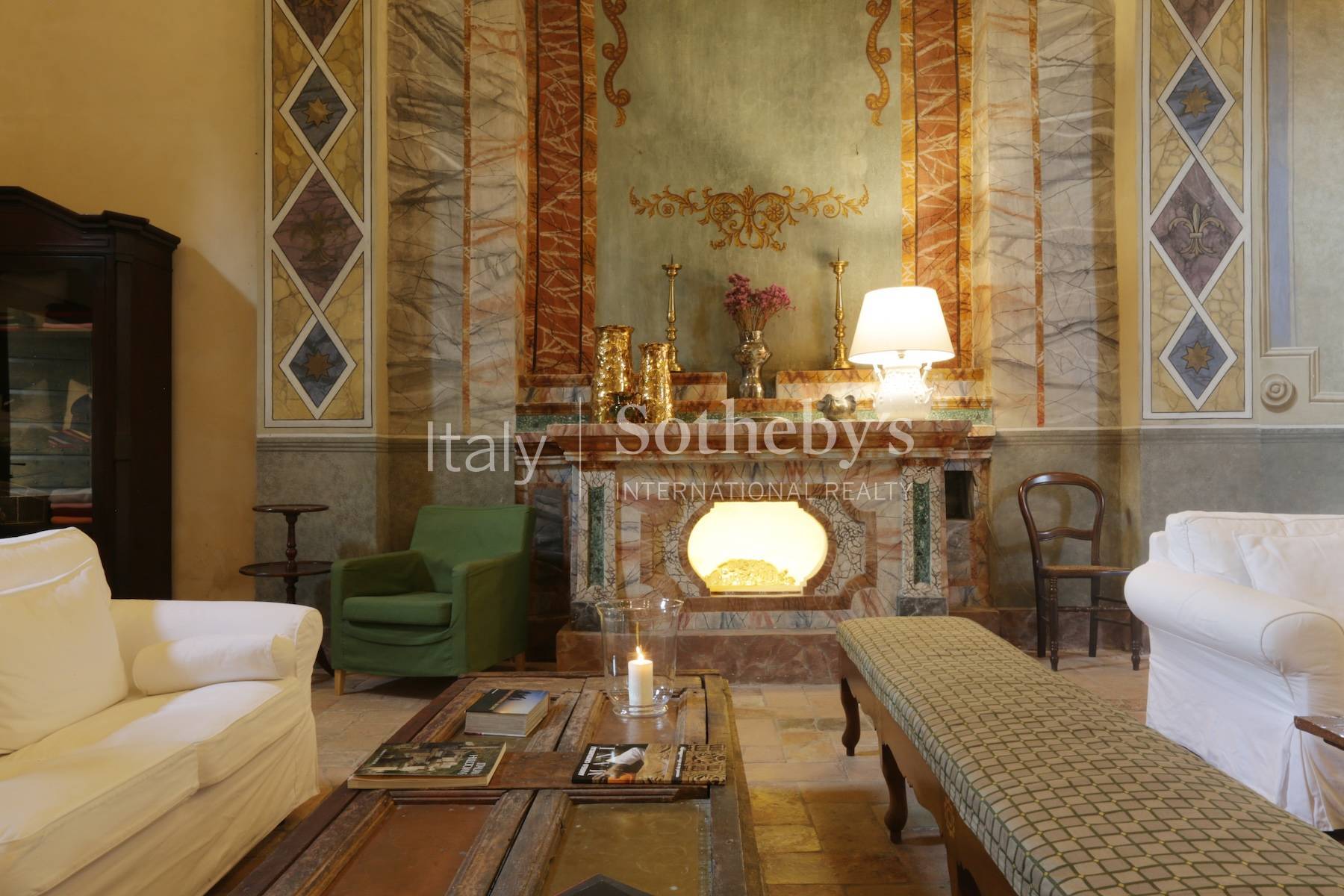 Il Lusso del Silenzio: Borgo Medievale Magnificamente Restaurato a Gubbio - 7