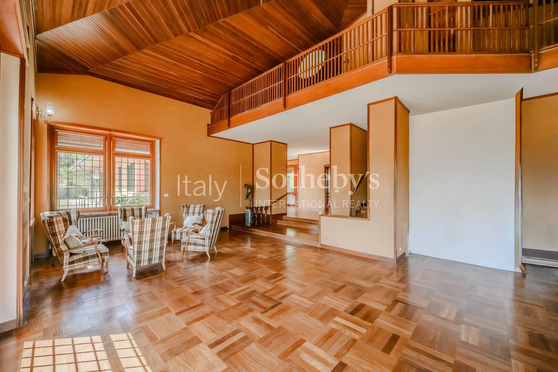Waterfront villa with private park on Lake Avigliana - 8