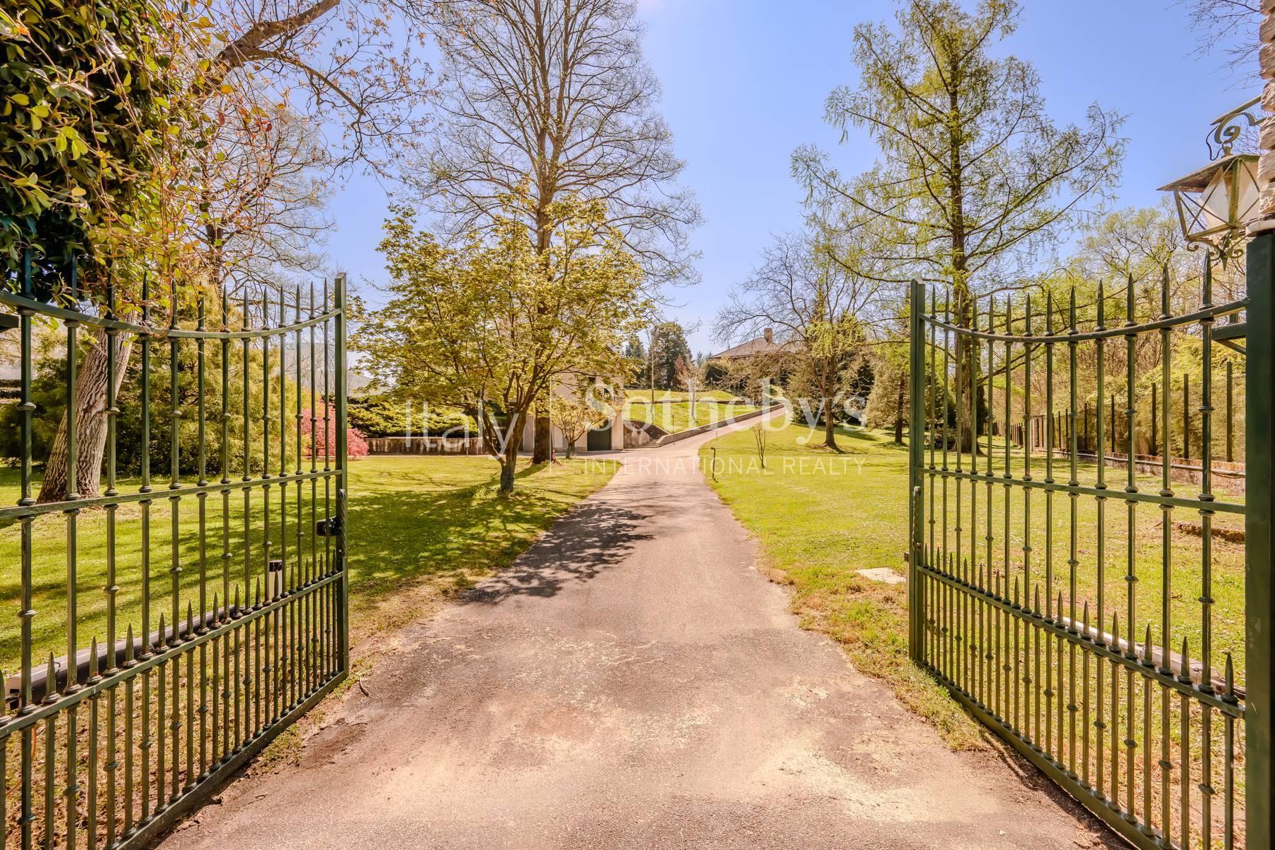 Villa con parco e accesso privato al Lago di Avigliana, in vendita, Avigliana | Sotheby’s Realty Italy - 20
