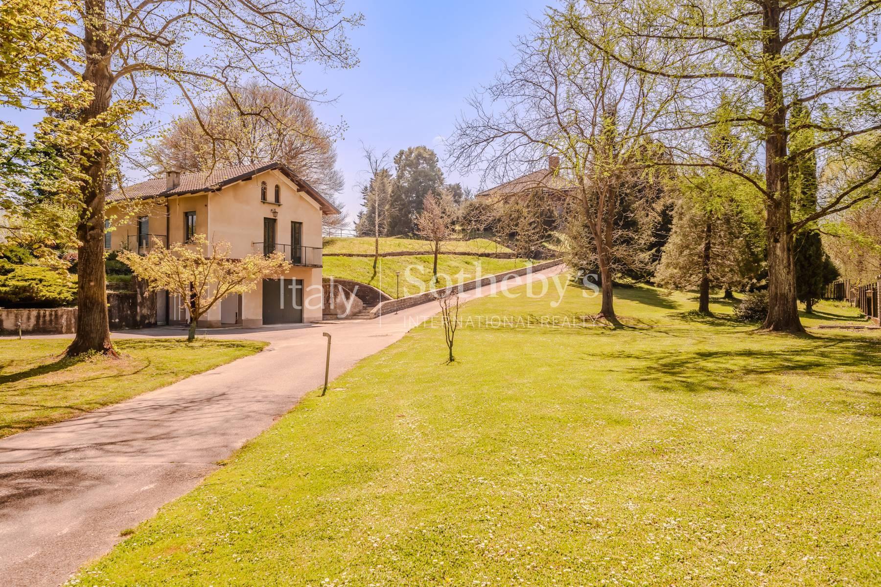 Villa con parco e accesso privato al Lago di Avigliana, in vendita, Avigliana | Sotheby’s Realty Italy - 21