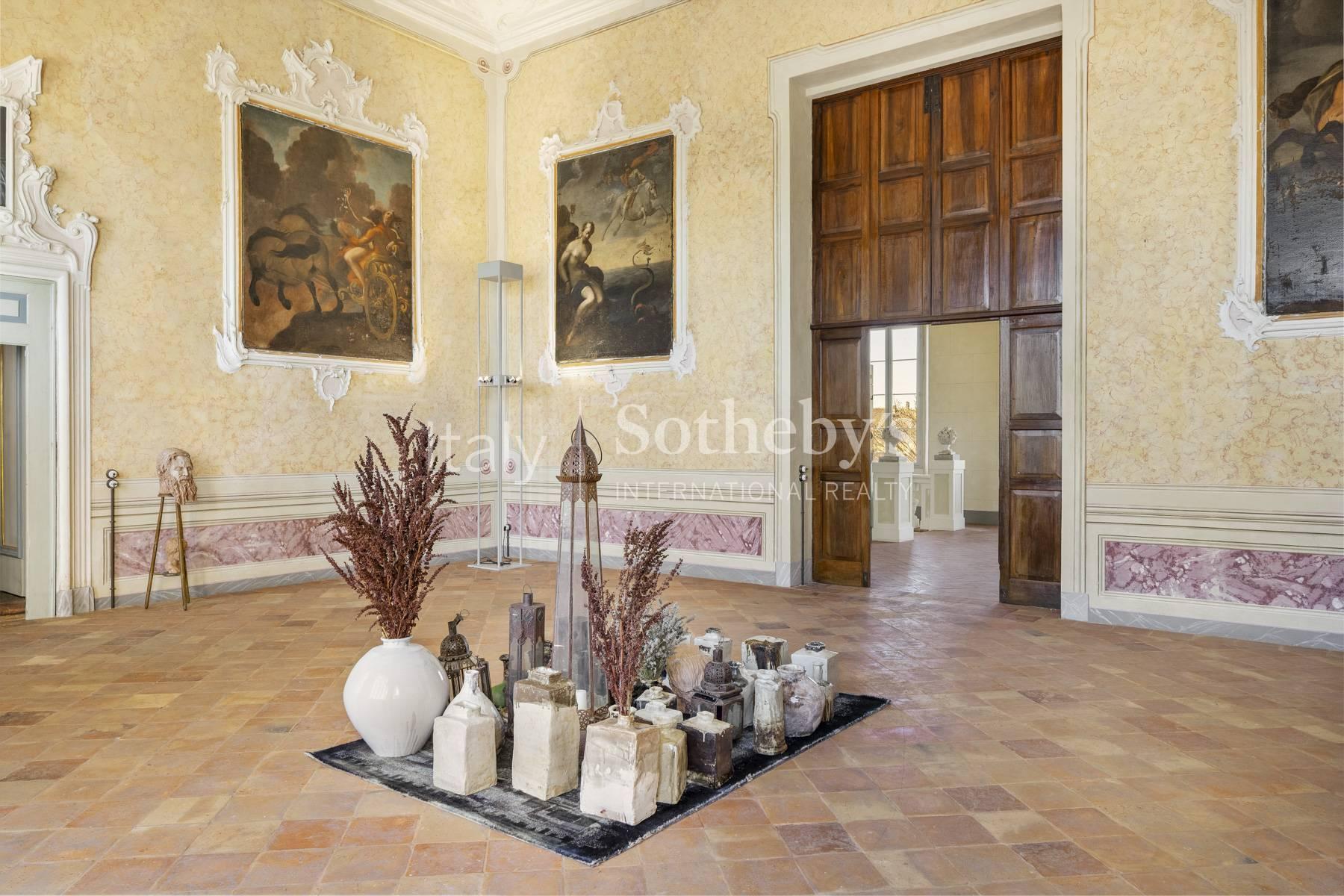Fully and Finely Restored Historic Palace - 6