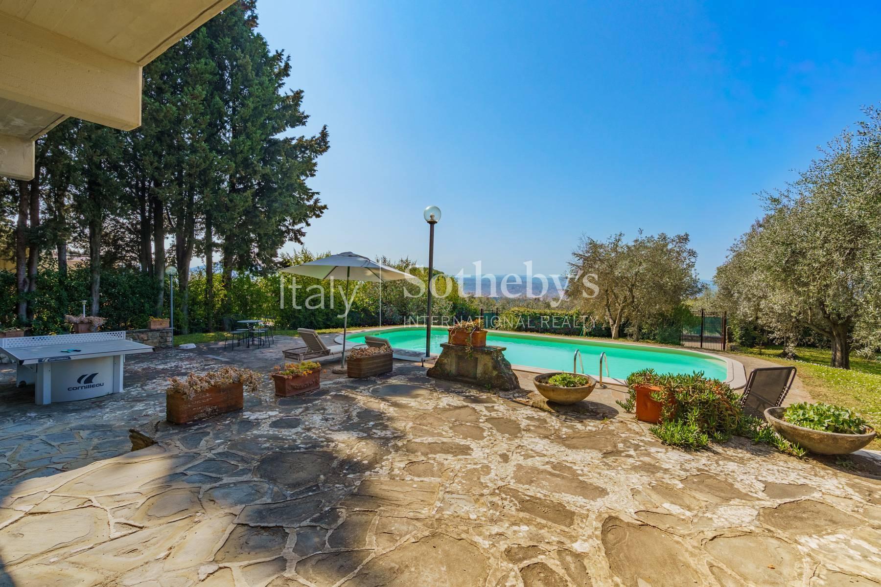 Villa contemporanea con piscina riscaldata e vista su Firenze, in vendita, Firenze | Sotheby’s Realty Italy - 22