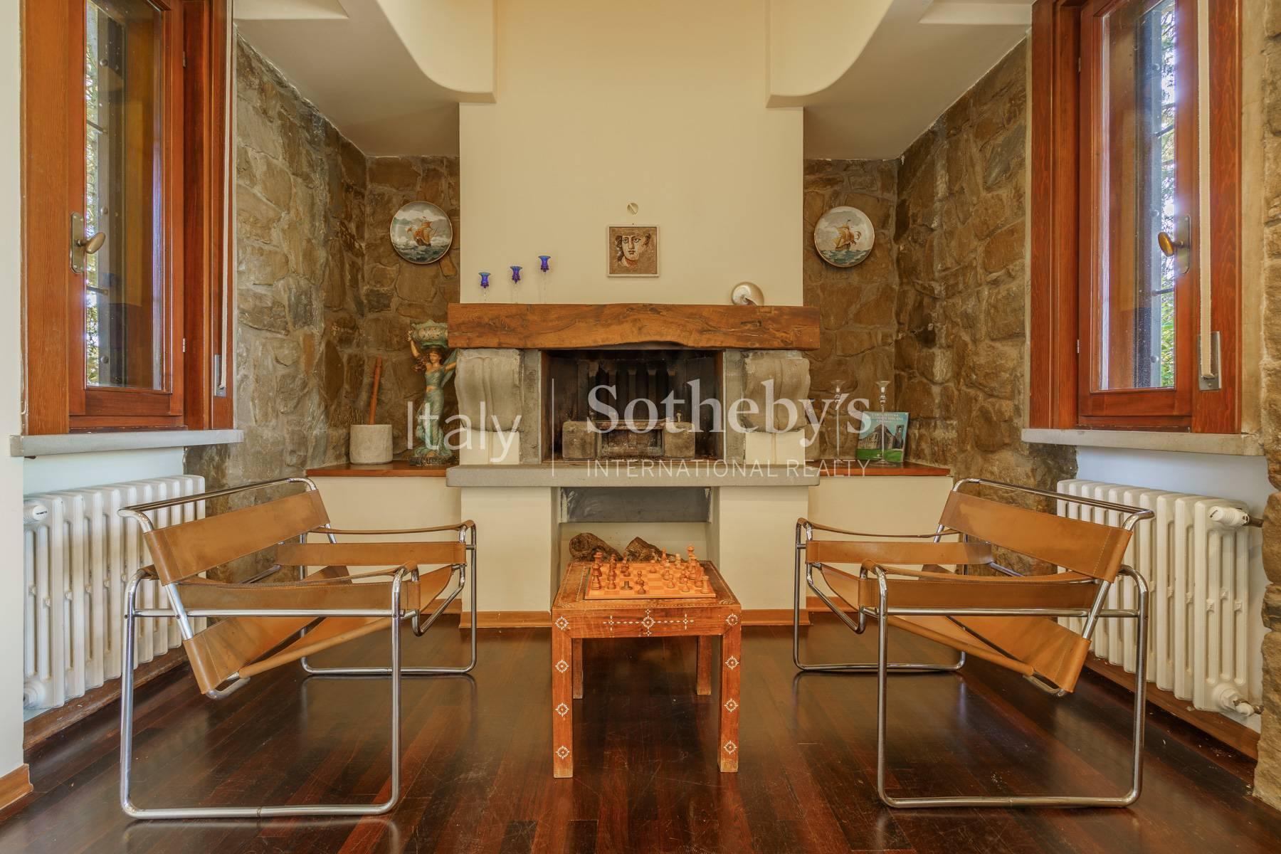 Villa contemporanea con piscina riscaldata e vista su Firenze - 8