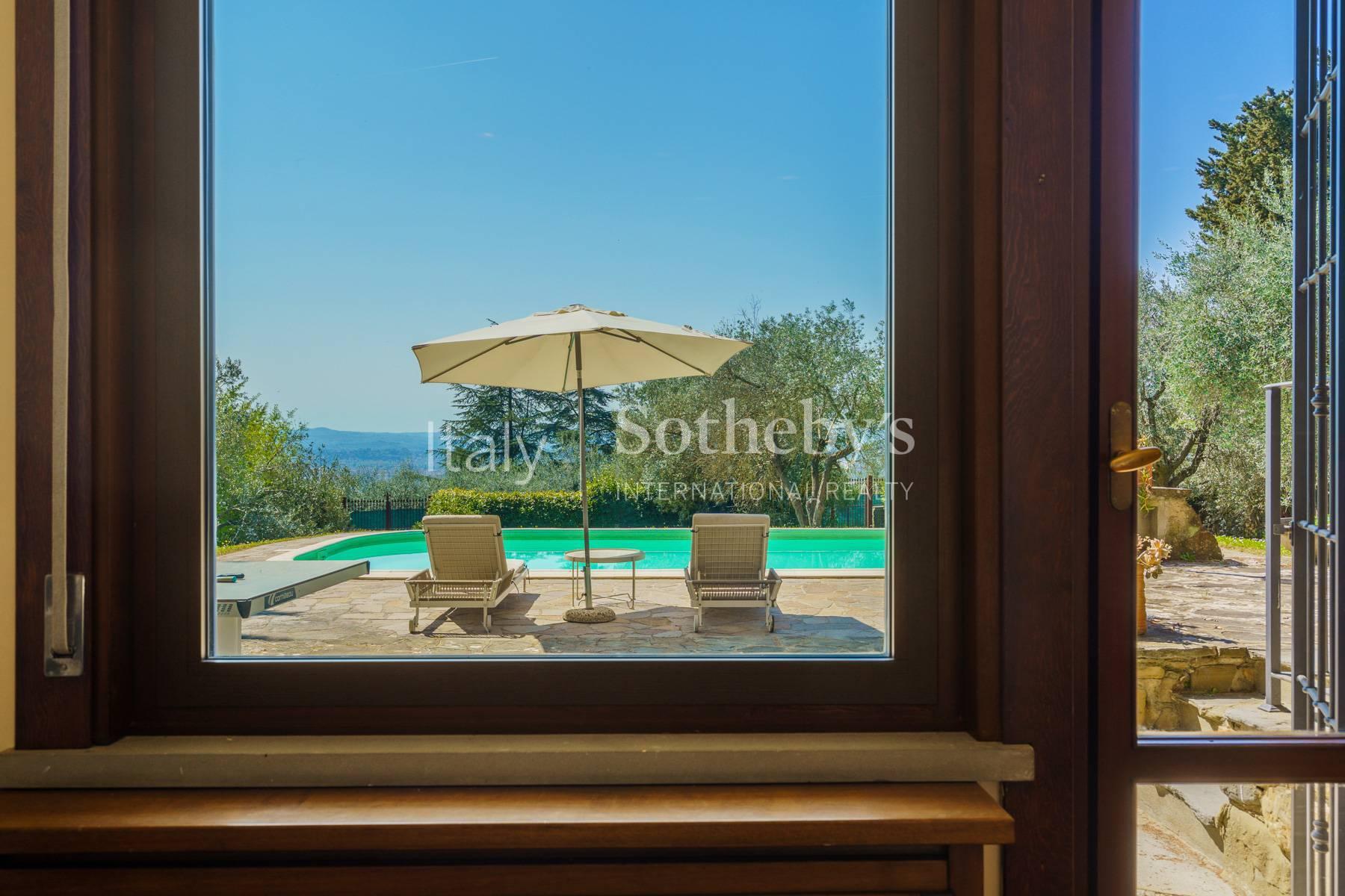 Villa contemporanea con piscina riscaldata e vista su Firenze, in vendita, Firenze | Sotheby’s Realty Italy - 11