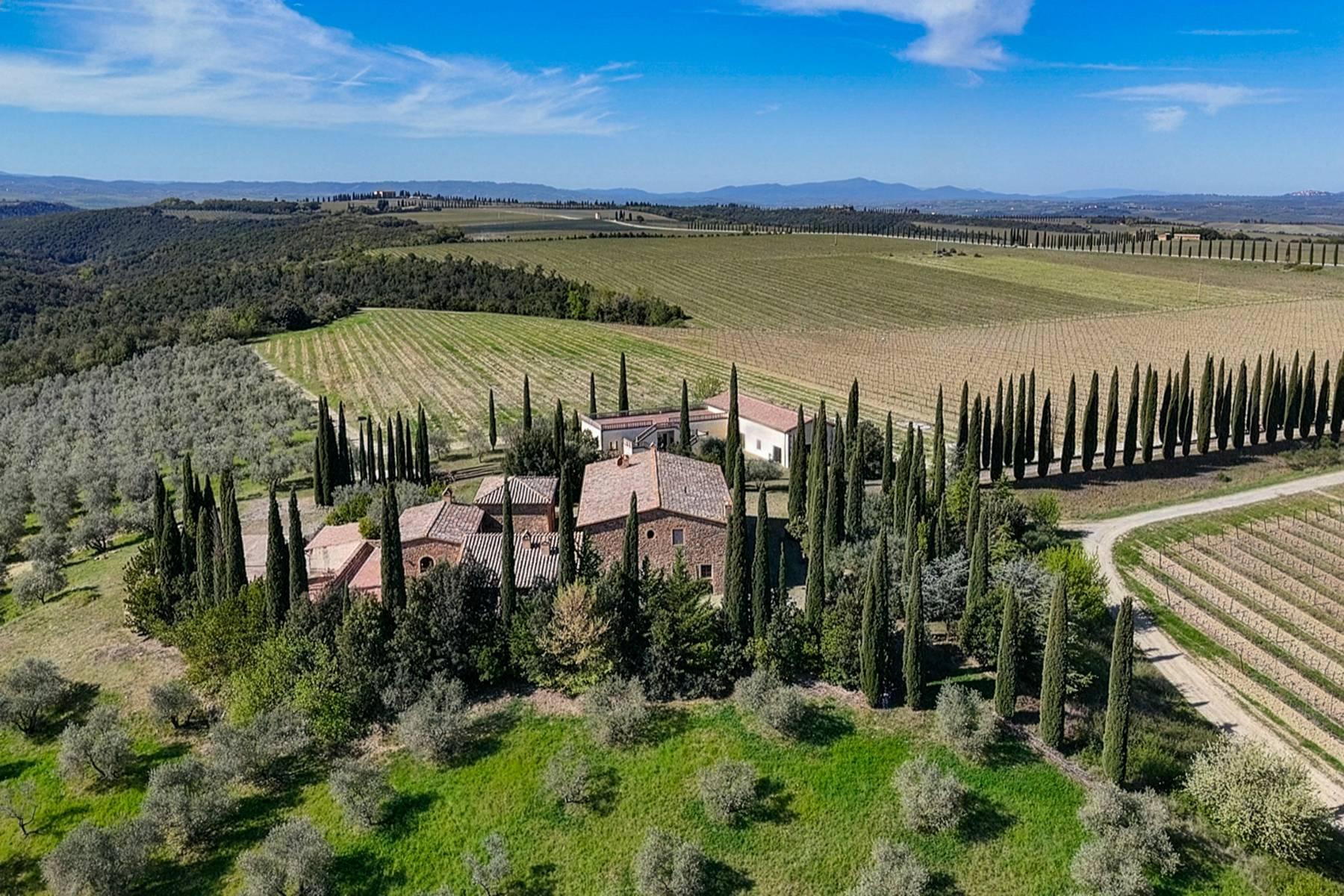Affascinante residenza nel cuore della regione del Brunello - 1