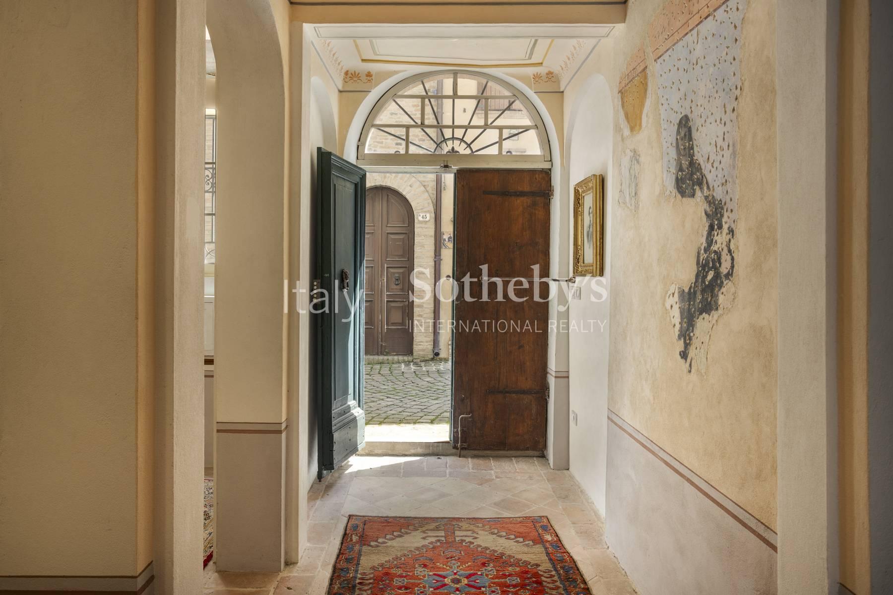 Palazzo storico con vista sulle colline romagnole, in vendita, Mondaino | Sotheby’s Realty Italy - 22