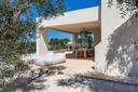 Villa di design con piscina a sfioro immersa in un uliveto, in vendita, Ostuni | Sotheby’s Realty Italy - 21