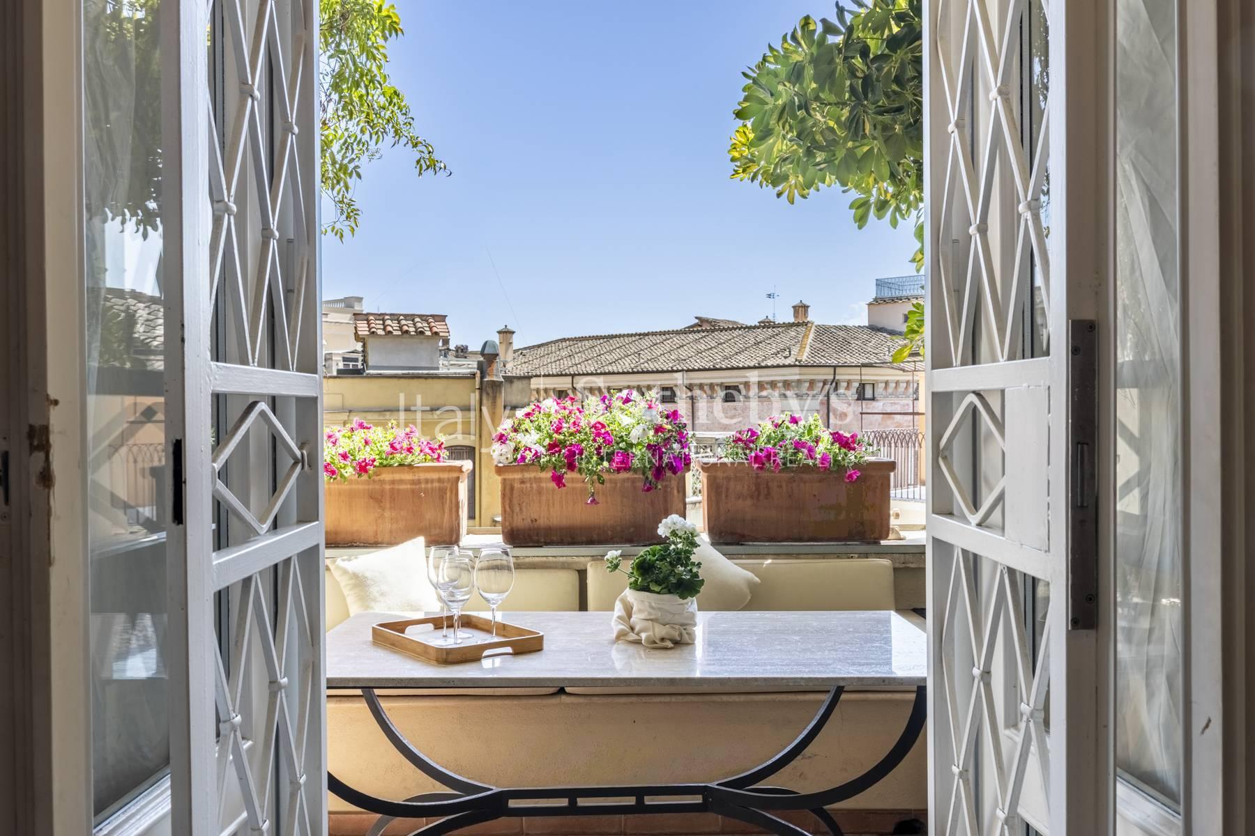 Elegante appartamento con terrazza, in vendita, Roma | Sotheby’s Realty Italy - 5