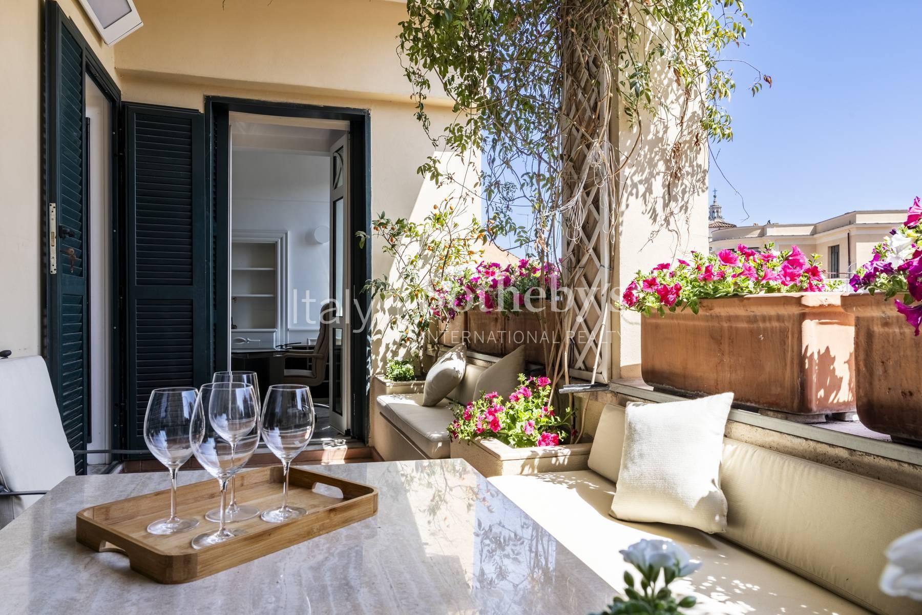 Elegante appartamento con terrazza, in vendita, Roma | Sotheby’s Realty Italy - 3