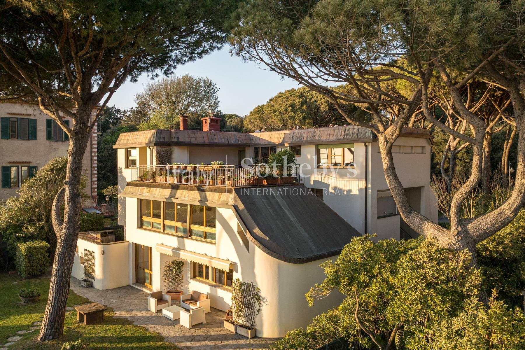 Seafront villa designed by Giovanni Michelucci - 2