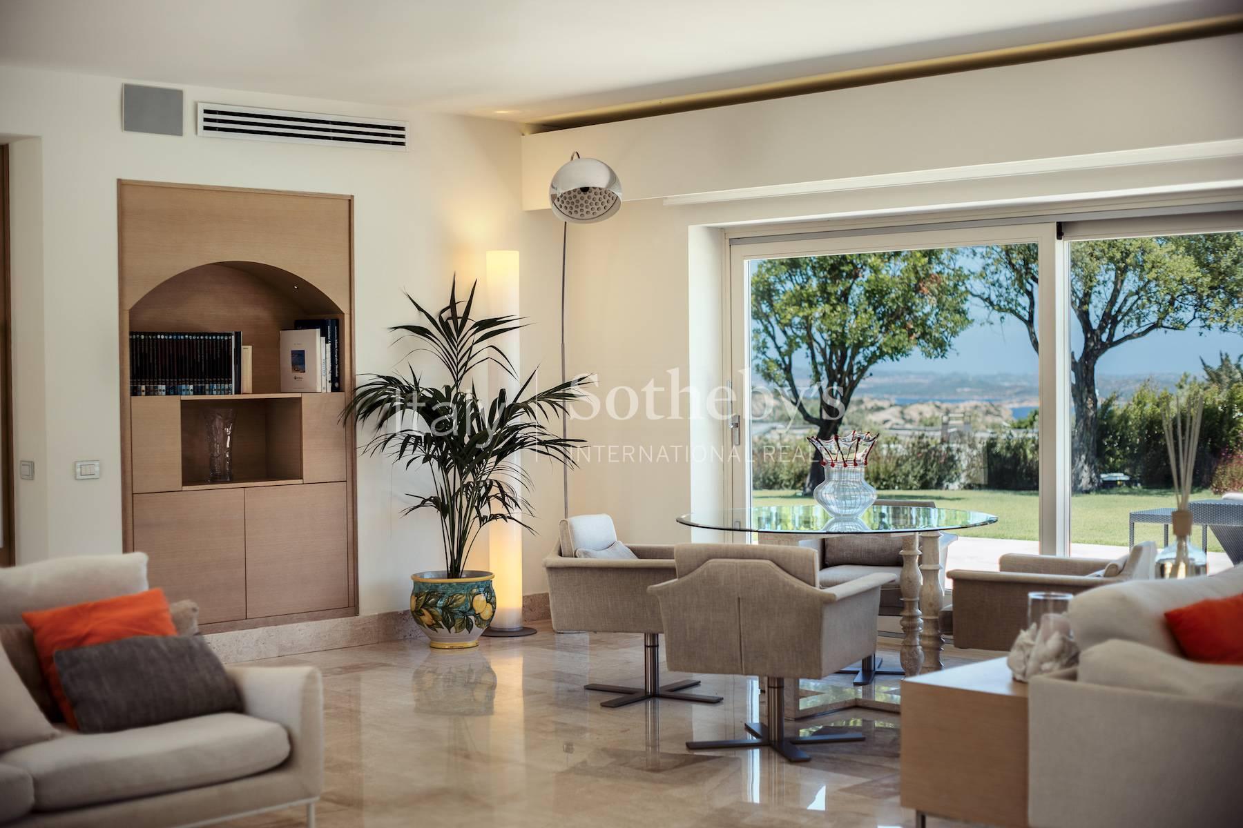 Moderna villa vista mare dal fascino mediterraneo - 4