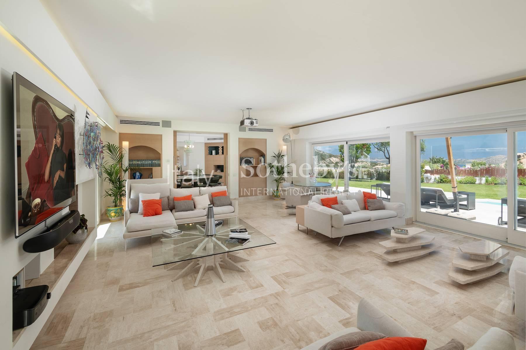 Moderna villa vista mare dal fascino mediterraneo - 5