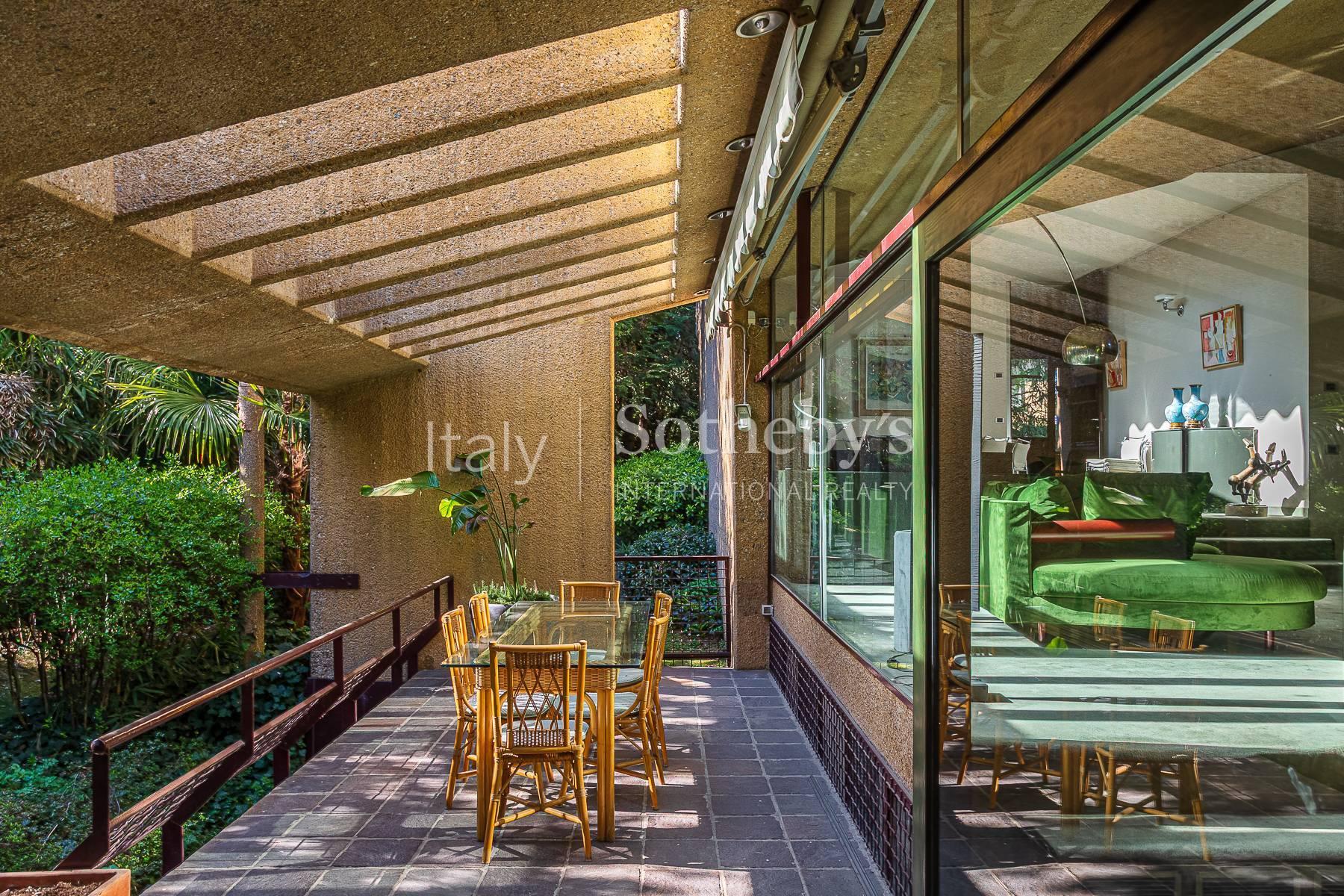 Designer villa surrounded by greenery - 7