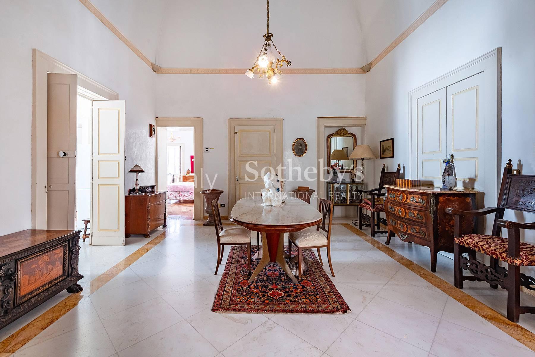 Early 18th-century noble residence with sea view - 3