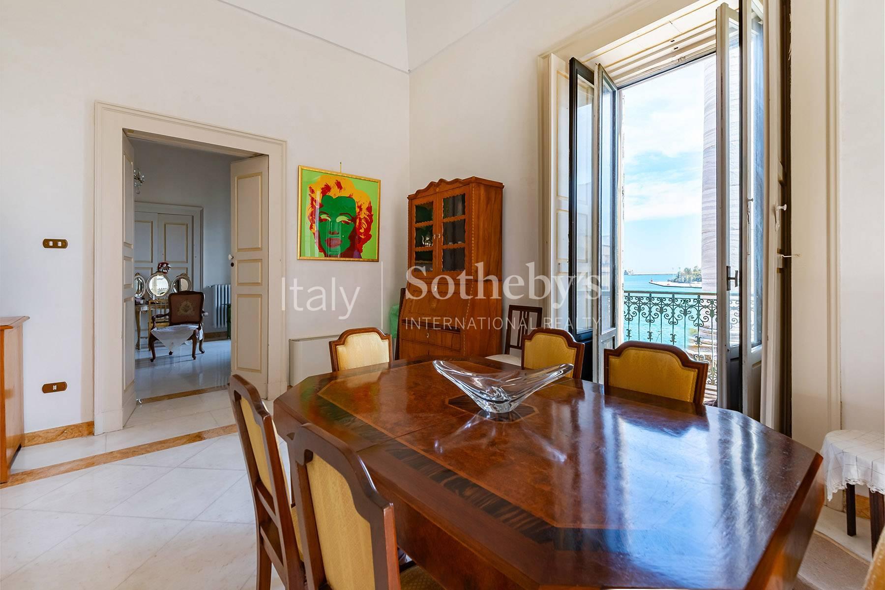 Early 18th-century noble residence with sea view - 5