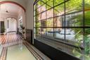 Affascinante appartamento di ampia metratura con terrazzo, in vendita, Milano | Sotheby’s Realty Italy - 1