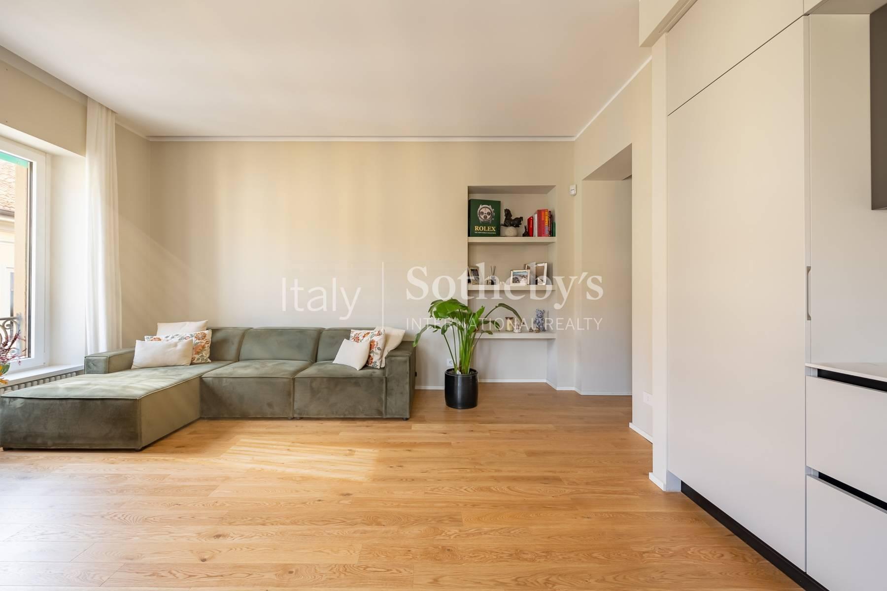Bright apartment in a historic building - 2