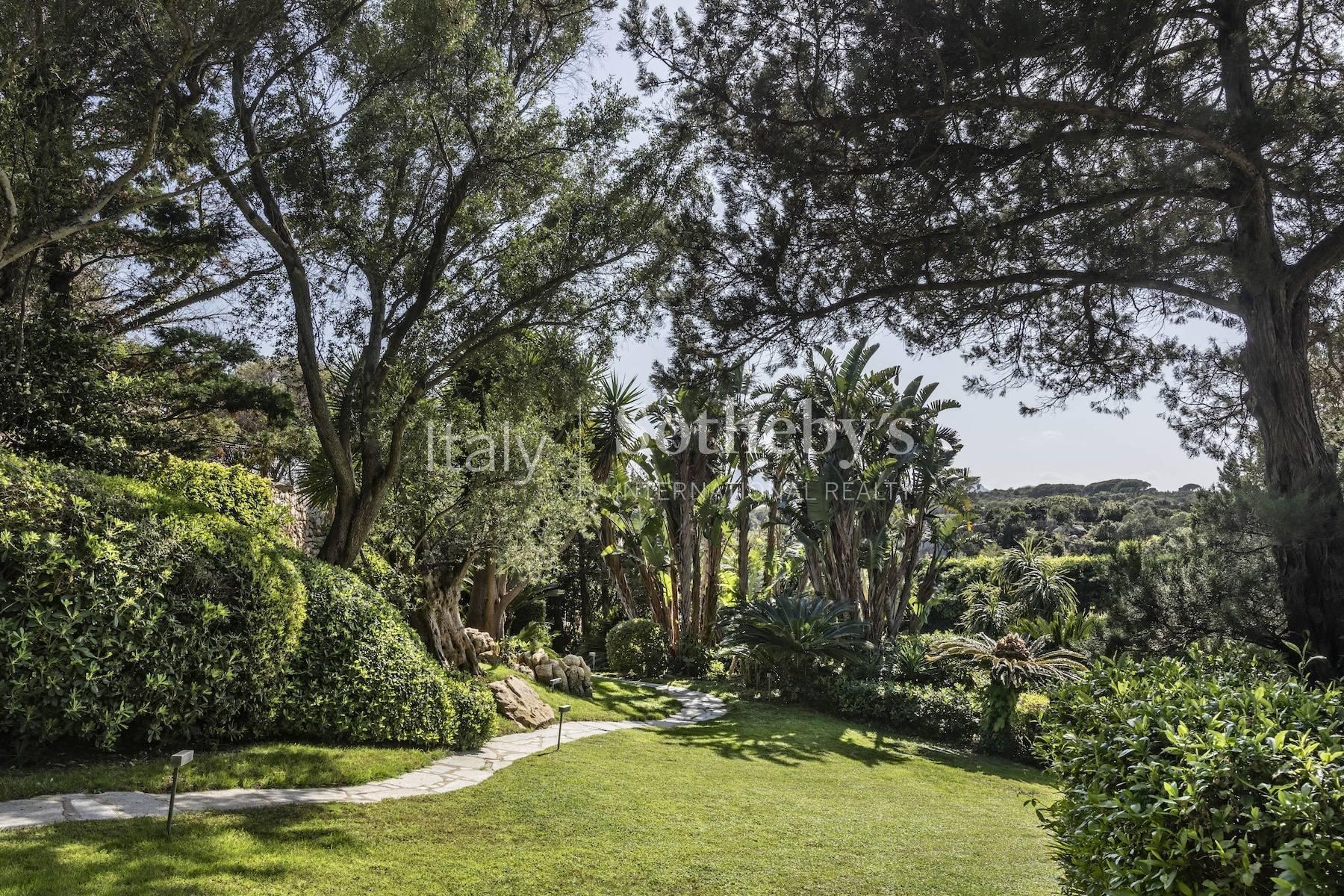 Elegante villa sul mare a Romazzino, in vendita, Arzachena | Sotheby’s Realty Italy - 22