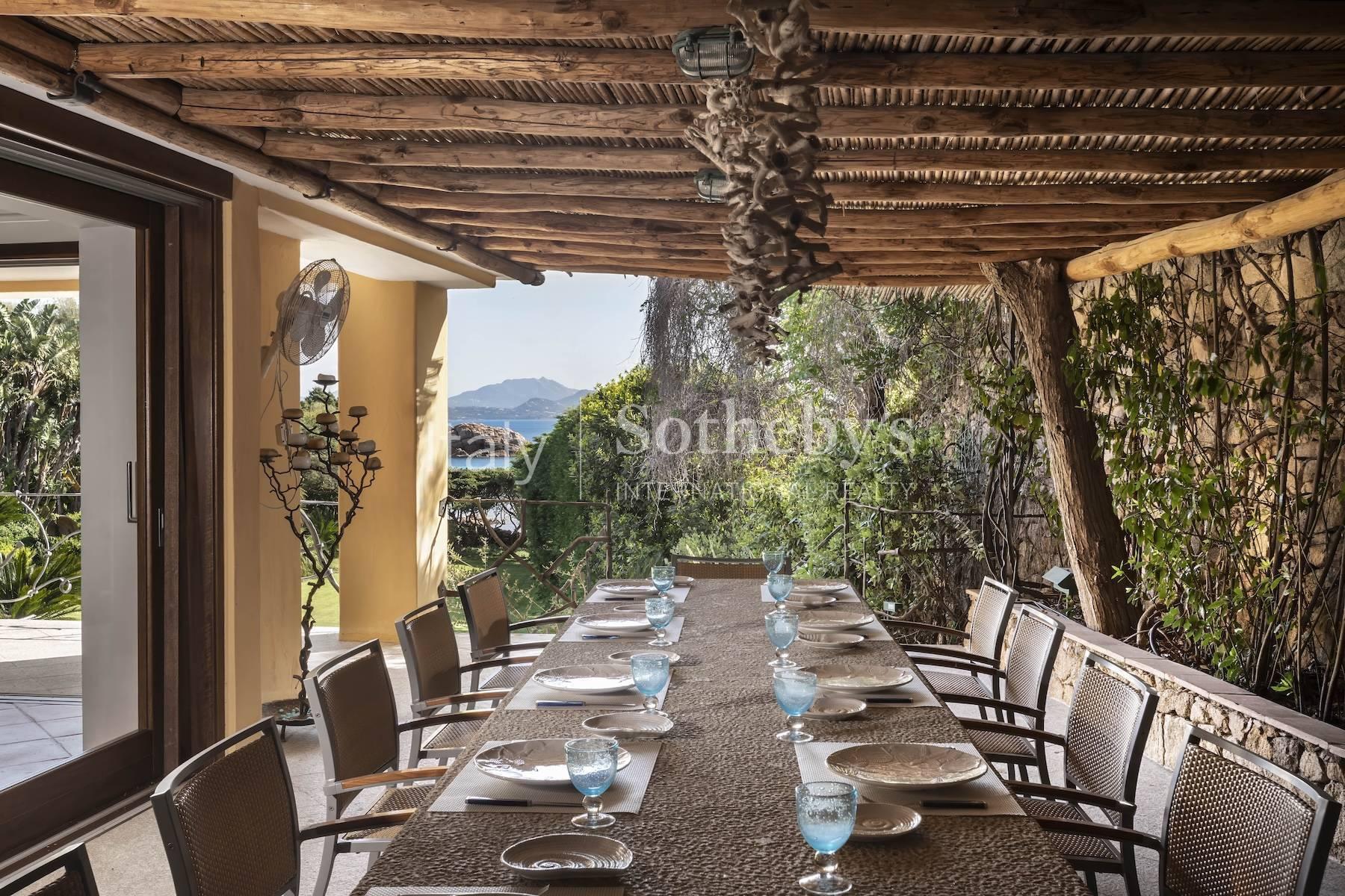 Elegante villa sul mare a Romazzino, in vendita, Arzachena | Sotheby’s Realty Italy - 20
