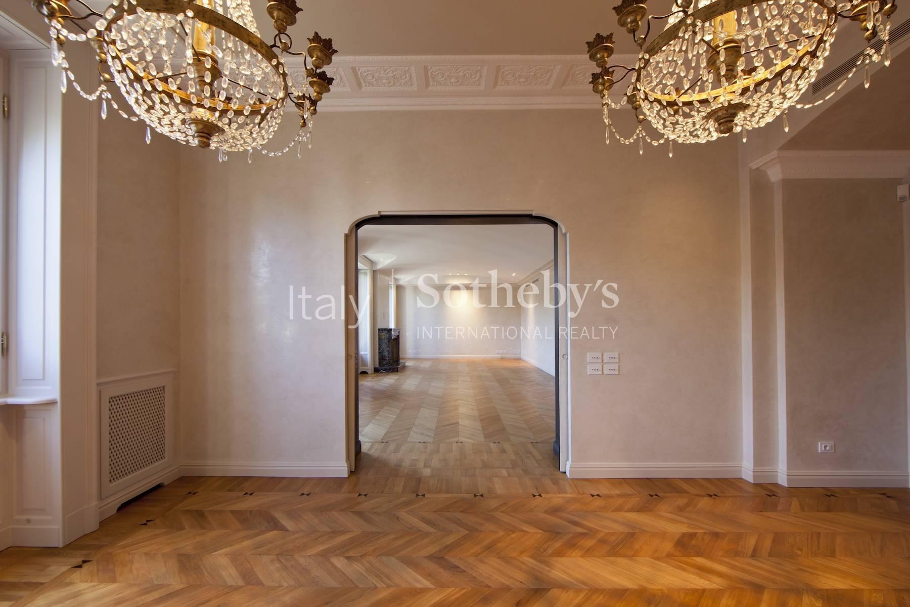 Timeless residence in historic palazzo - 5