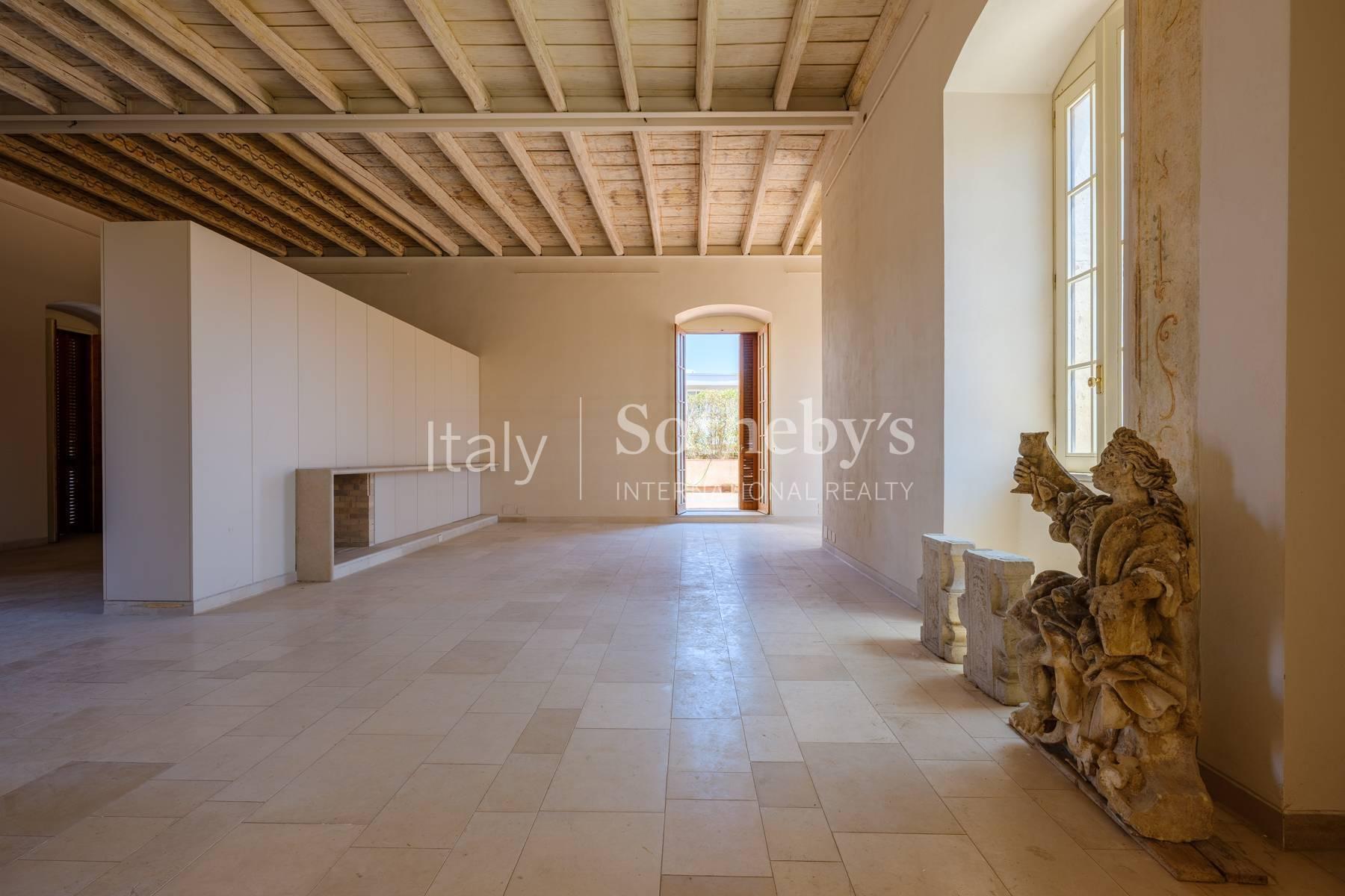 Palazzo storico con giardini per investimento hotel - 8