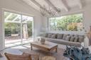 Villa con piscina e accesso diretto al mare e spiaggia, in vendita, Olbia | Sotheby’s Realty Italy - 13