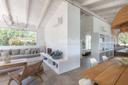 Villa con piscina e accesso diretto al mare e spiaggia, in vendita, Olbia | Sotheby’s Realty Italy - 17