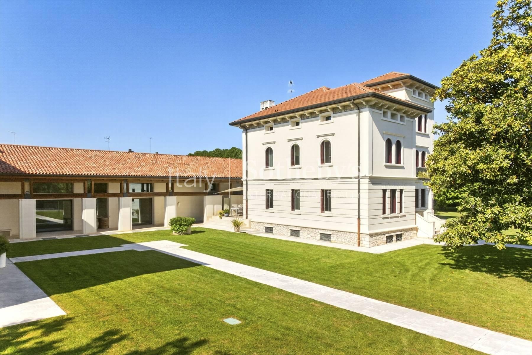 Prestigious Estate with Private Park in the Heart of Veneto - 4
