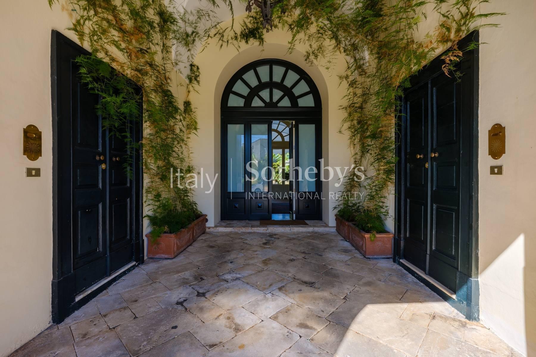 Palazzo storico con giardino per investimento hotel - 3