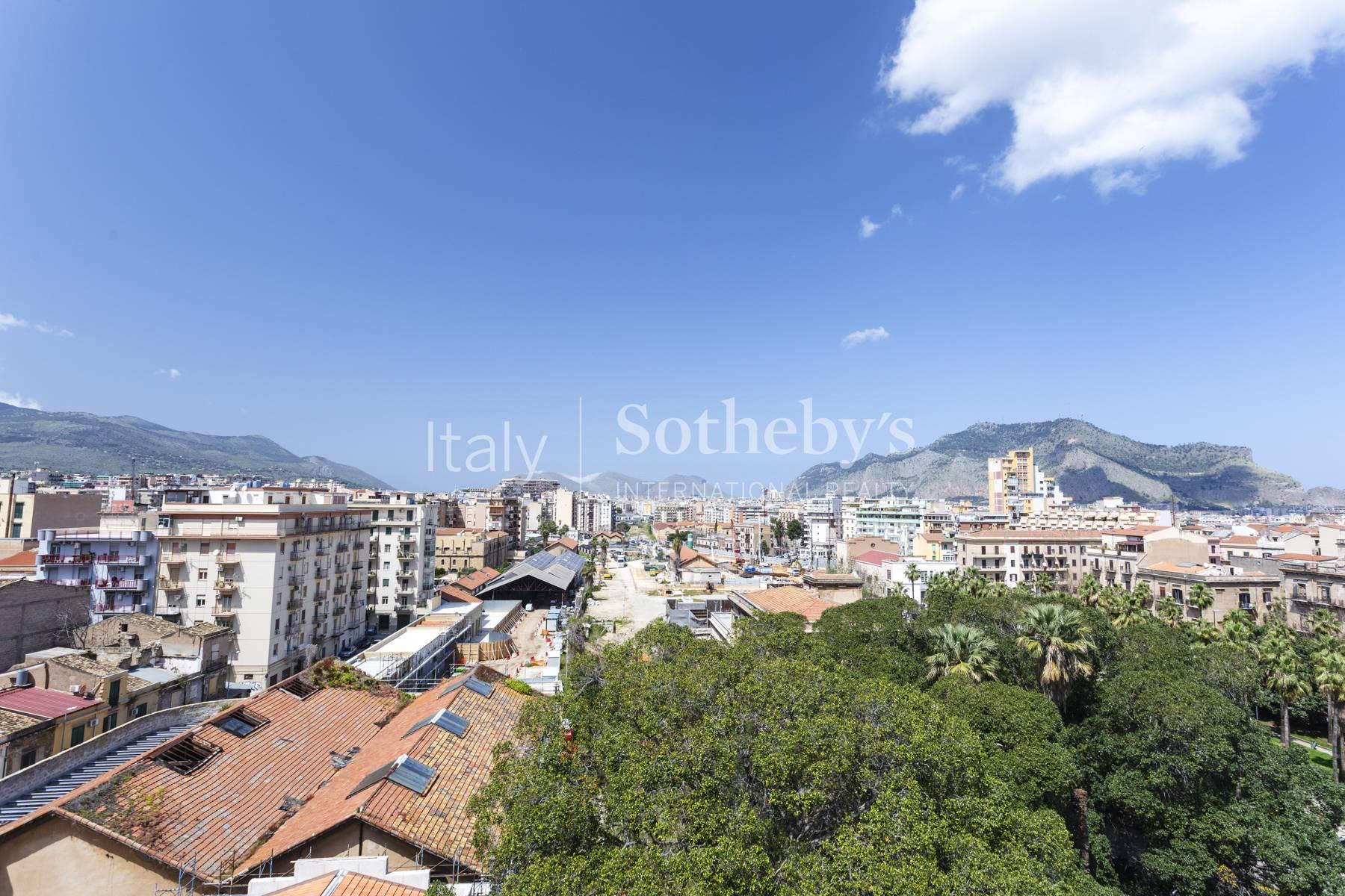 Attico panoramico con grande terrazzo nel cuore di Palermo - 5
