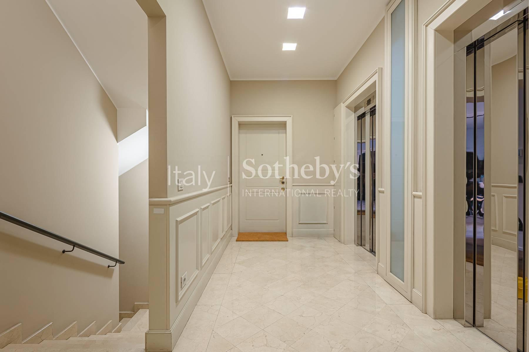 Furnished penthouse with terrace and pool in Brera district, For sale, Milan | Sotheby’s Realty Italy - 21