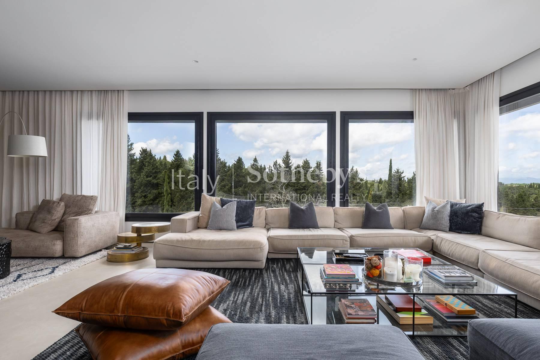 Elegant villa nestled among the hills of Chianti - 8