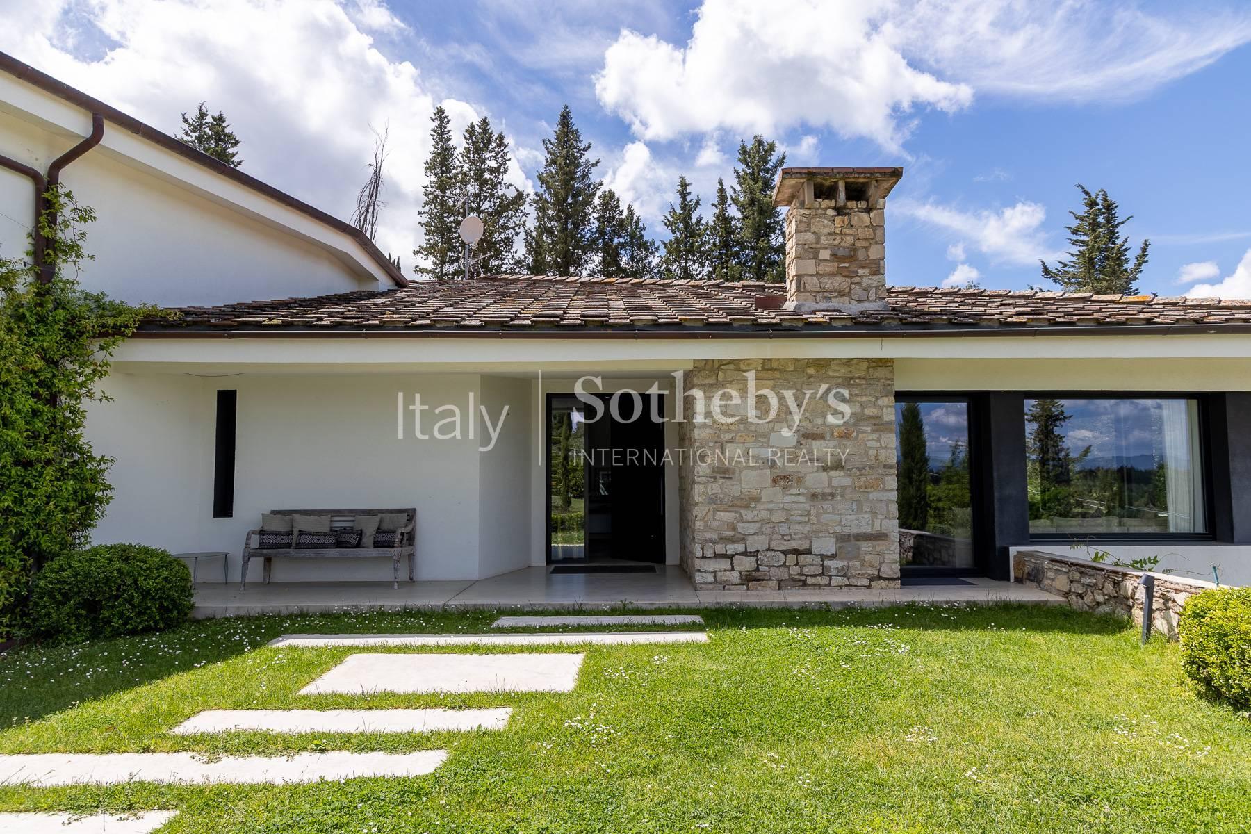 Elegant villa nestled among the hills of Chianti - 5