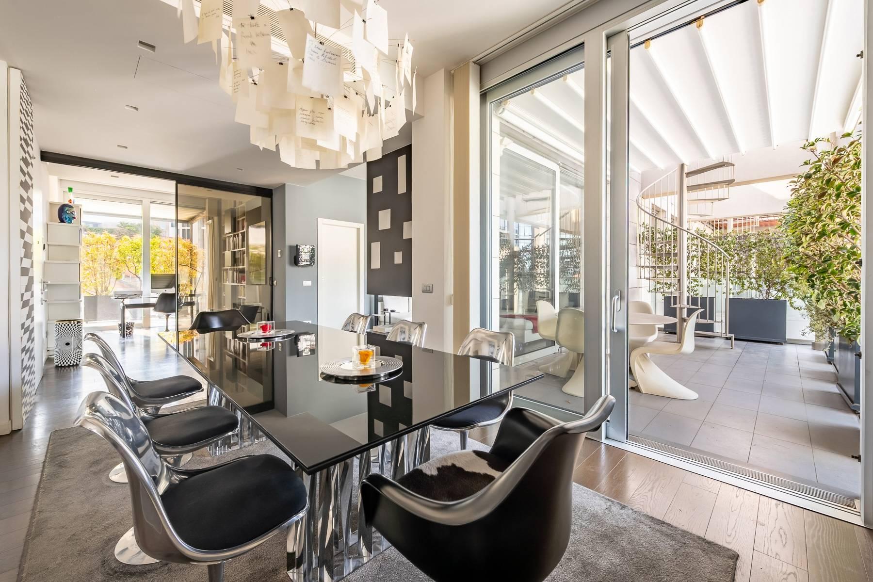 Penthouse with terraces in the Porta Nuova area - 1